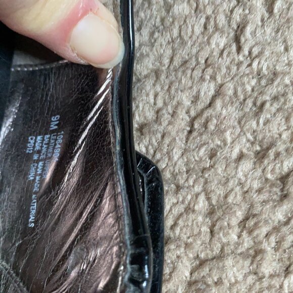 Shoes - Picture 5 of 5